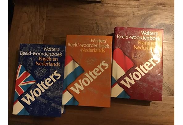 3 Wolters beeldwoordenboeken  - 4A34DD3F-85DD-47E3-8625-4D7B6A060DBE
