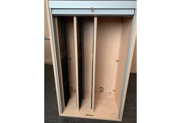 Kasten met roldeuren - IMG_2821