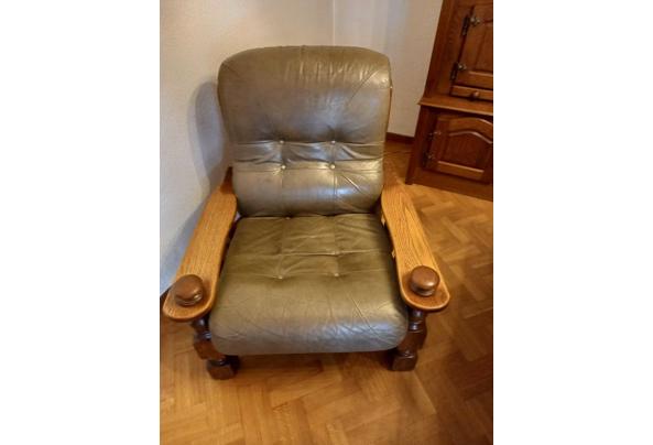 Gratis ophalen: 2 eiken fauteuils 1 bank  - edc4e603-3893-4447-84f4-2d94caa6367e