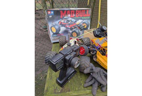 2 radio grafische autos - PXL_20260221_101105220