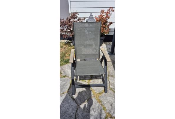 Tuinset, 3 verstelbare stoelen, 3 kussens en tafel 160x90 - 20260712_153354