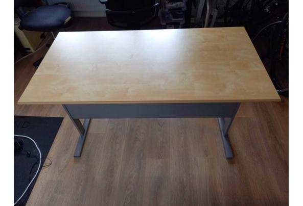 Bureau ikea fredrik - Afbeelding-van-WhatsApp-op-2024-09-11-om-17-09-58_2b37b363