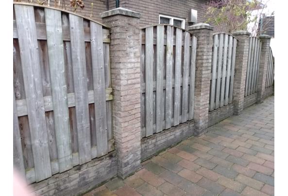 Gratis af te halen. 4x schutting 150 x 150 cm en 1 halfronde schutting 150x150 cm - IMG_20241212_145254105