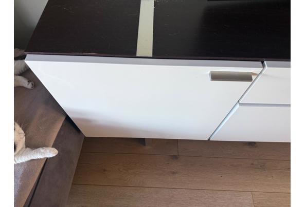 Mooi stevig dressoir - f8d2fa87-85f2-4b69-ac76-bb852a4210a7