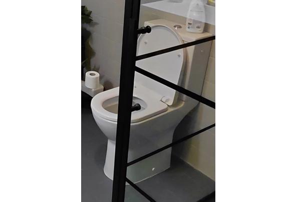 Toilet (duoblok) - IMG-20251025-WA0003(1)
