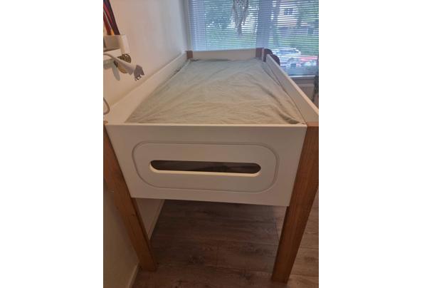 Halfhoogslaper met lattenbodem en matras - Afbeelding-van-WhatsApp-op-2025-07-08-om-10-22-24_26f7b12a