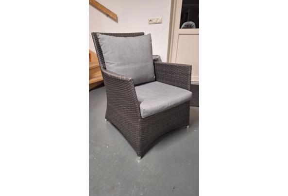 Tuinstoelen 4 stuks met kussens - 20260719_232028