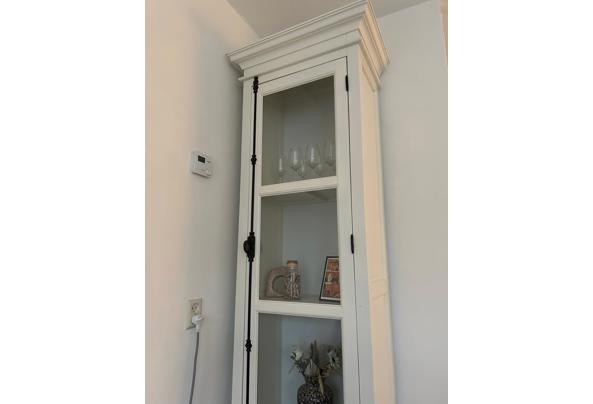 Vitrine kast wit - WhatsApp-Image-2025-11-27-at-15-26-25-(2)