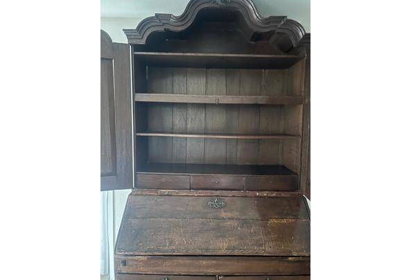 Kast met kuif los aanwezig - 0e301406-99bd-4235-89cb-18be4d25b26a