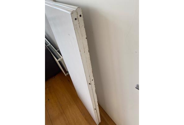 Witte ronde eettafel met twee extra tafelbladen om tafel groter te maken - WhatsApp-Image-2023-08-22-at-16-45-57