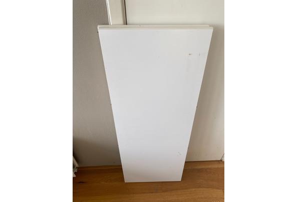 Witte ronde eettafel met twee extra tafelbladen om tafel groter te maken - WhatsApp-Image-2023-08-22-at-16-51-14