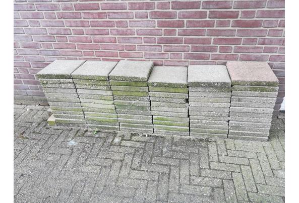 Stoeptegels 71 stuks - IMG_20220330_161050