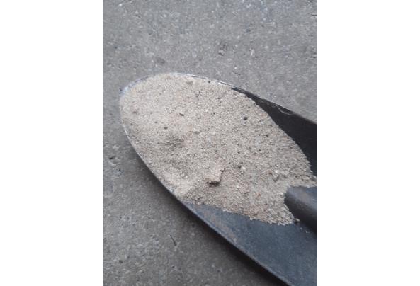 Schoon scherp zand 2,5 kuub - zand-garage