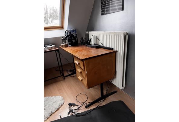 Bureau met lades - IMG_4386