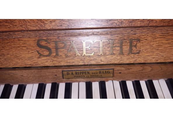 Eikenhouten piano uit de 30'er jaren - spaethe
