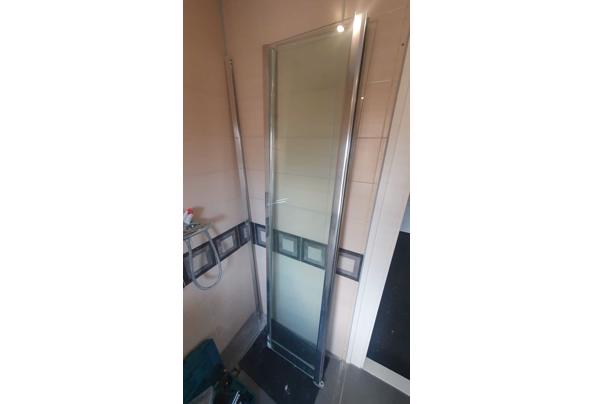 Glazen douchewand en deur - WhatsApp-Image-2025-11-25-at-14-30-19_524c08c8
