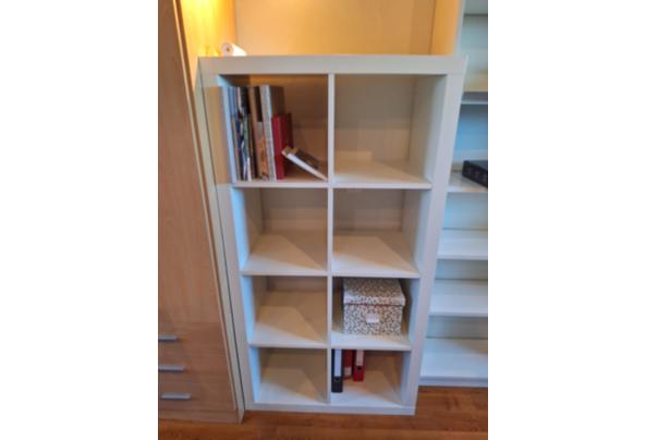 Witte ikea vakkenkast - 20240110_134157