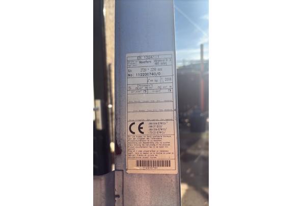 Garage deur - 27b1af13-2b43-4ecc-9005-5b23e82786db
