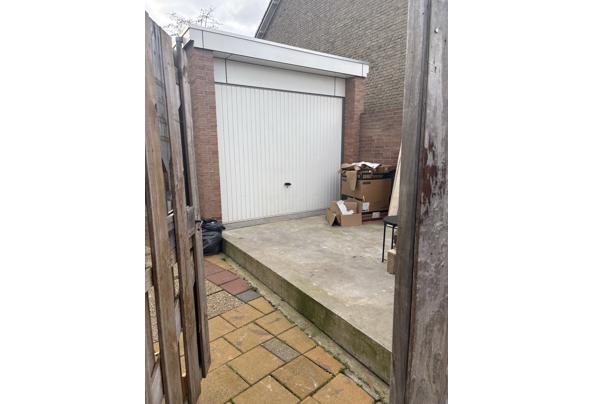 Garage deur - f8ca85bc-96ac-4048-8e4c-82a3dab9568e