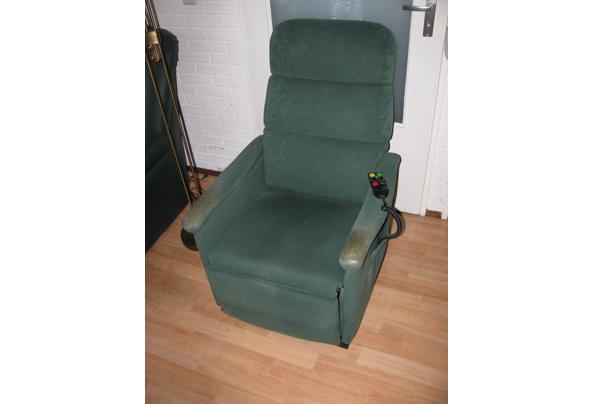Elektrisch bedienbare Sta-op stoel - IMG_1668.JPG