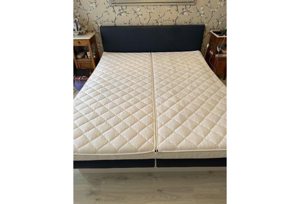 2 persoons waterbed in goede staat, met ombouw en tijk - IMG_1604