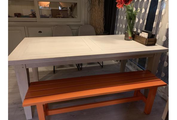 Houten oranje Eettafelbank ikea - 22762D68-81A5-45BE-BFBB-D9C0D19C2D10