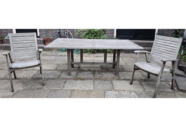 Tuintafel met acht stoelen - 20250910_154244