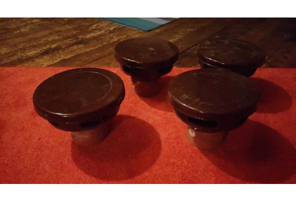 4 stenen schoorsteenkappen - Afbeelding-van-WhatsApp-op-2025-11-11-om-22-24-48_aabab00c