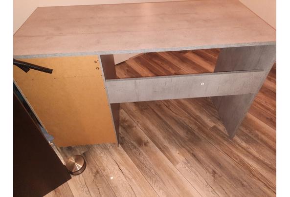Bureau in goede staat - 20231126_214128