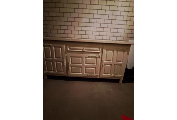 Gebruikt als commode, veel opbergruimte. Verdient tlc! - 20250603_154226