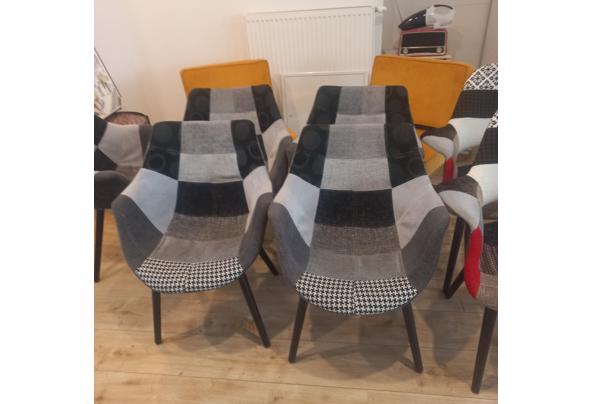 Stoelen met print - cc6e1c27-7799-4a44-bab1-fb350d9dbe33