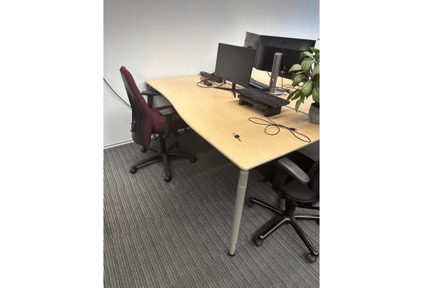 7 bureaus gratis (180x75) - IMG_8964