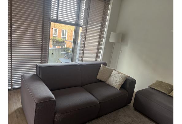 Grijze bank met poef / ottomaan - IMG_7468