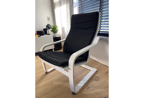 Stoel IKEA wit met zwart kussen - IMG_6474