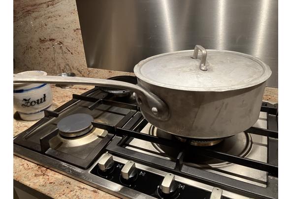 Vijf liter ( oude, professionele) steelpan - IMG_0348