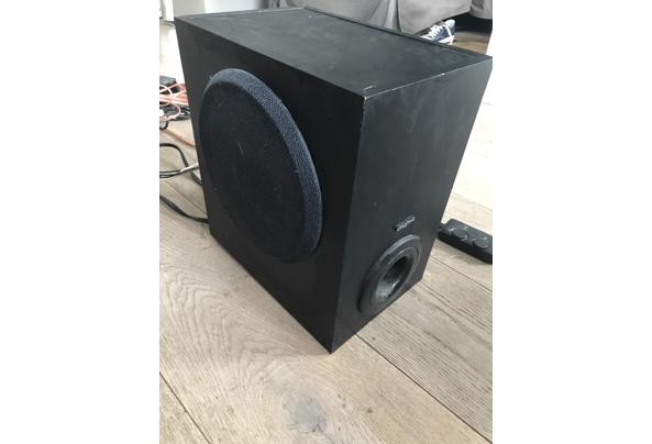 Whoofer + speakers - 1C67D4B4-9EF5-4CE3-AC65-FDD54DCD7E67