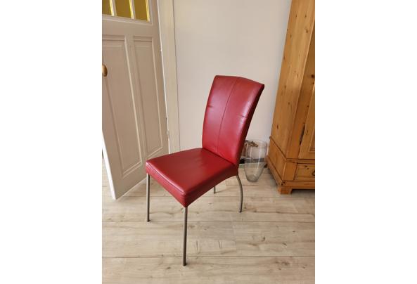 6x rode stoelen - 20220613_112553