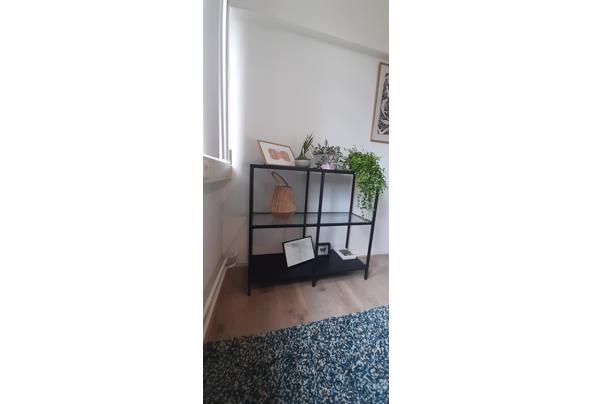 Leuk Kastje zwart met glas - 20250826_140821
