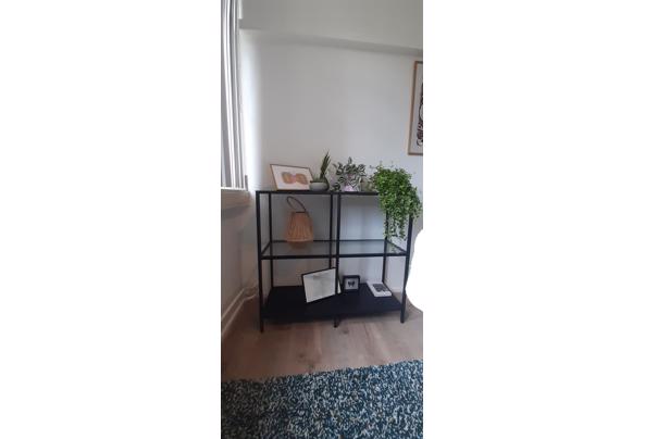 Leuk Kastje zwart met glas - 20250826_140826
