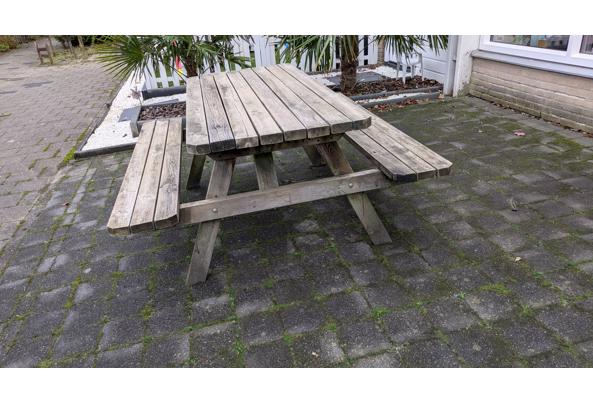 stevige picnicbank van weerbestendig tuinhout - PXL_20251104_135410596_638979232380773586