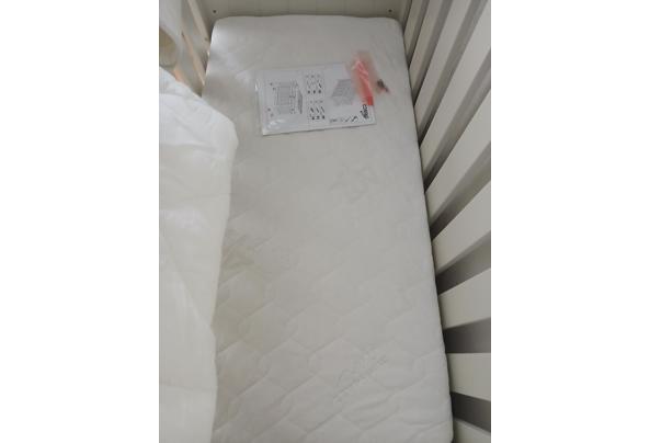 Heel mooi baby/kinder ledikantje - 1000047543_639165943296530394