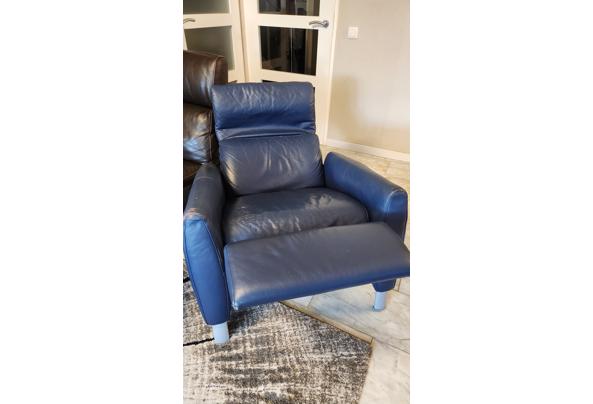 Echt lederen fauteuil van Montel donkerblauw - 20221114_155941