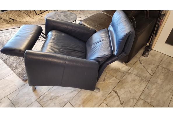 Echt lederen fauteuil van Montel donkerblauw - 20221114_160003