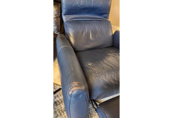 Echt lederen fauteuil van Montel donkerblauw - 20221114_160012