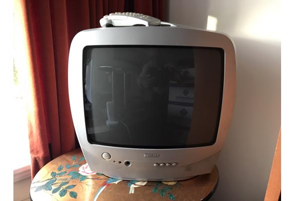 Vintage draagbare televisie - 6A2FB729-A874-45FA-840C-45DD02ACBC7B_637405088750686696.jpeg