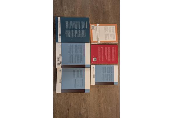 physician assistant of geneeskunde studieboeken - PXL_20251209_194810755-MP