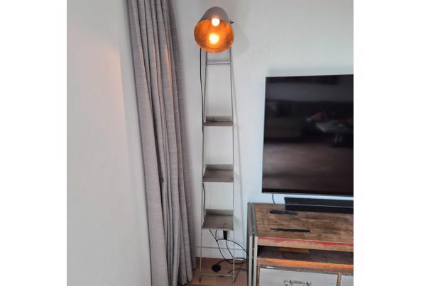 Prima lamp - 239ef05e-9e40-4018-8d2a-84321fe32dac