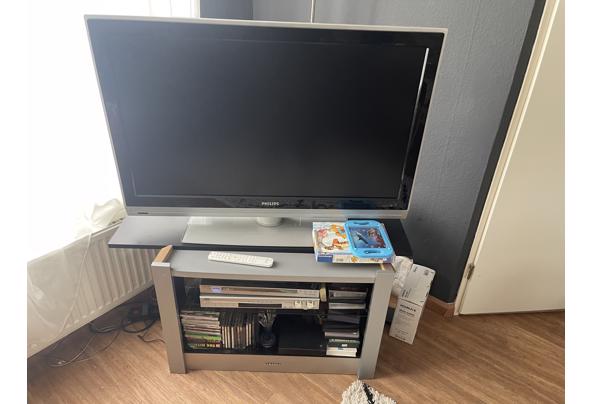 TV-meubel grijs met TV - IMG_2271