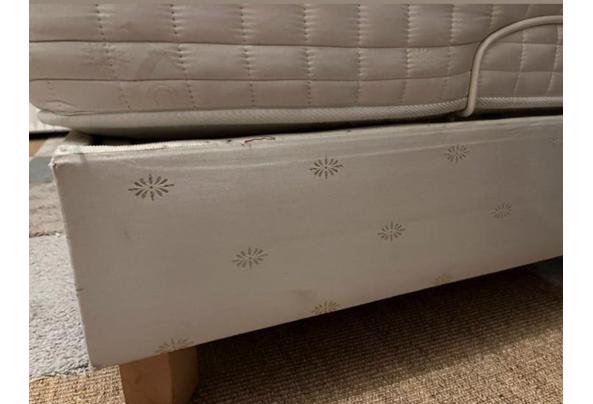 Treca onderstel incl 2 Treca matrassen. Afmeting 200x200 - Screenshot_20260410-142254_Marktplaats Treca onderstel incl 2 Treca matrassen. Afmeting 200x200 - Screenshot_20260410-142254_Marktplaats