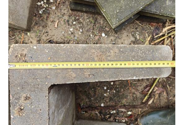 10 U-elementen (categorie stenen, tegels) - IMG20260331162712